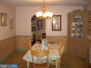 16 Holly Street Clementon, NJ 08021 - Photo 3 of 5 Gallery Image 3