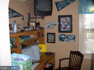 16 Holly Street Clementon, NJ 08021 - Photo 5 of 5 Gallery Image 5