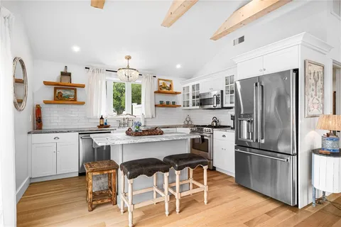 $995,000 | 17 Goose Island Road, Narragansett, RI 02882