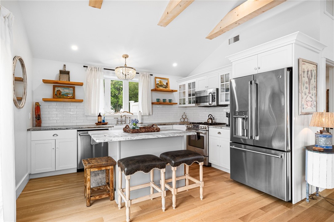 17 Goose Island Road Narragansett, RI 02882 - Photo 11 of 50