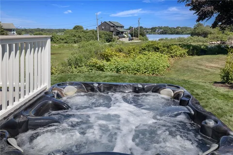 $995,000 | 17 Goose Island Road, Narragansett, RI 02882