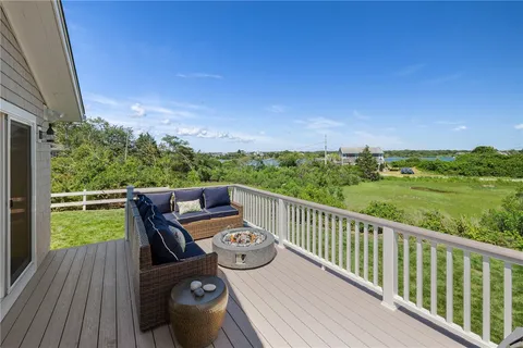 $995,000 | 17 Goose Island Road, Narragansett, RI 02882
