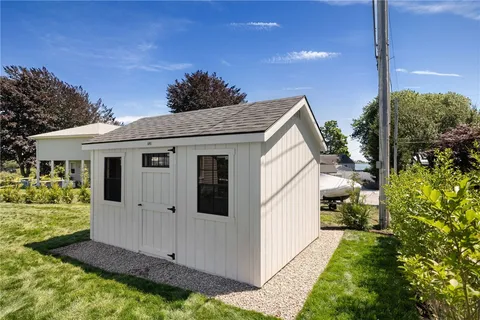 $995,000 | 17 Goose Island Road, Narragansett, RI 02882