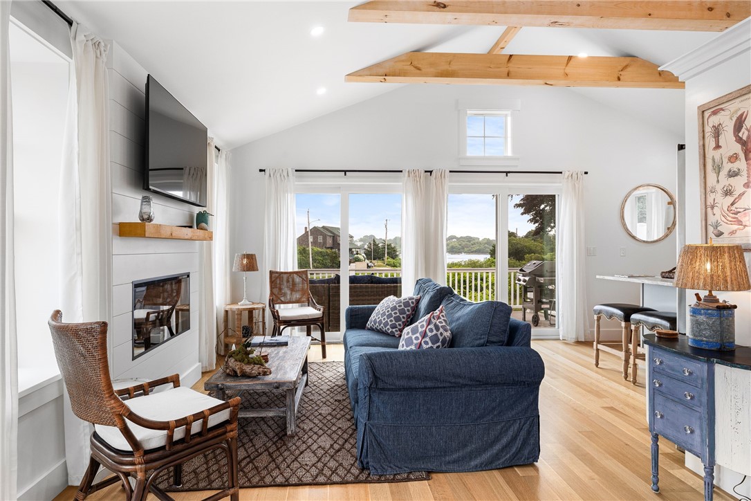 17 Goose Island Road Narragansett, RI 02882 - Photo 4 of 50 Gas fireplace in Living Room