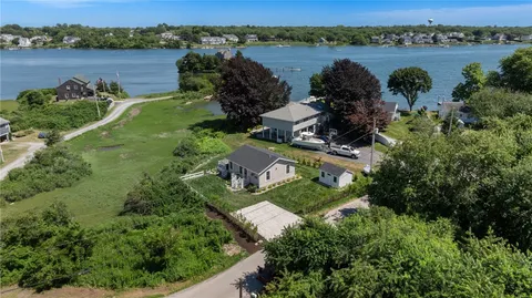 $995,000 | 17 Goose Island Road, Narragansett, RI 02882