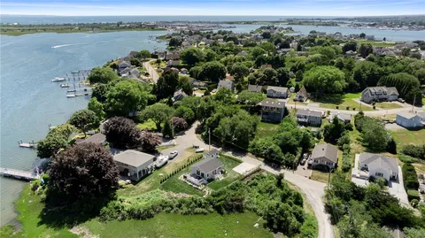 $995,000 | 17 Goose Island Road, Narragansett, RI 02882