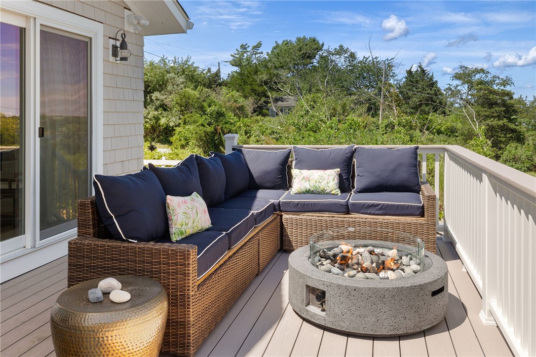 17 Goose Island Road Narragansett, RI 02882 - Photo 5 of 50