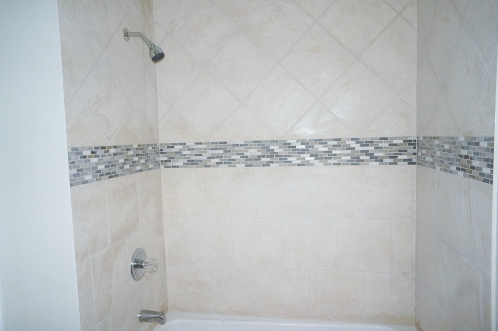 42 Perkins Street Springfield, MA 01118 - Photo 8 of 9 Gallery Image 8