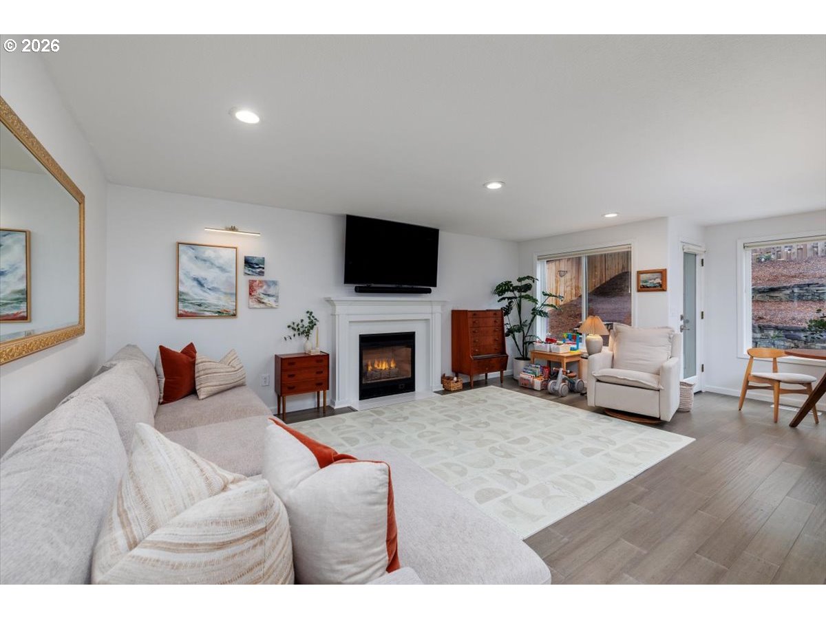 14325 Southwest Spaniel Court Beaverton, OR 97008 - Photo 18 of 42