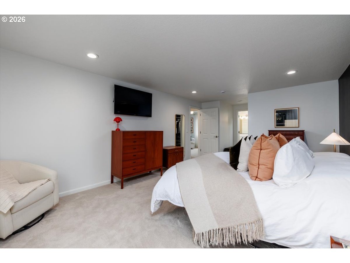 14325 Southwest Spaniel Court Beaverton, OR 97008 - Photo 24 of 42