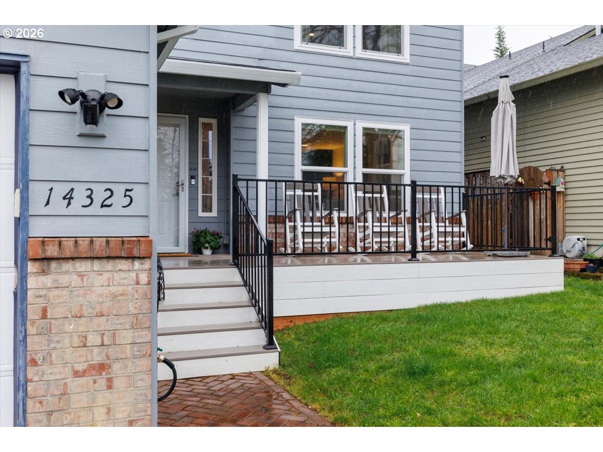 14325 Southwest Spaniel Court Beaverton, OR 97008 - Photo 4 of 42