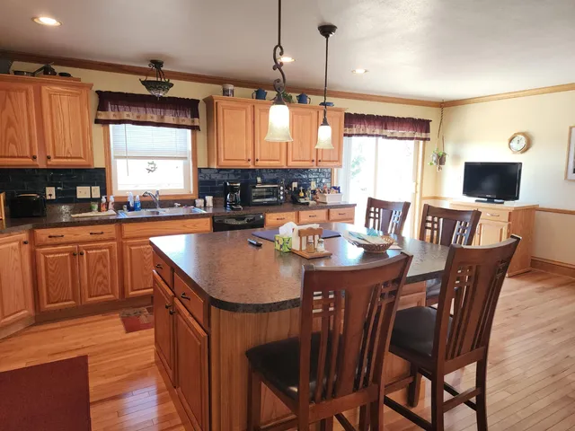 $482,900 | N2261 Richland Road, Monroe, WI 53566