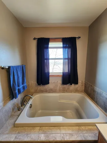 $482,900 | N2261 Richland Road, Monroe, WI 53566