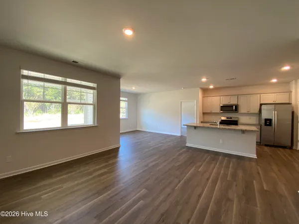 $2,400 | 7120 Foxhollow Lane, Leland, NC 28451