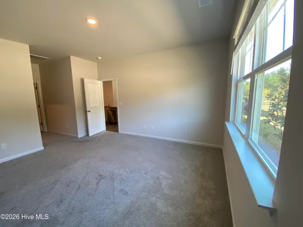 $2,400 | 7120 Foxhollow Lane, Leland, NC 28451