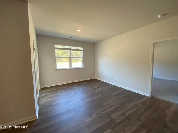 $2,400 | 7120 Foxhollow Lane, Leland, NC 28451