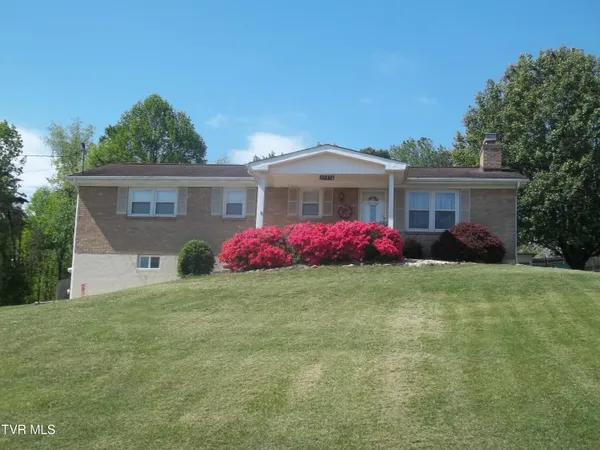 $254,900 | 24396 Briscoe Drive, Bristol, VA 24202