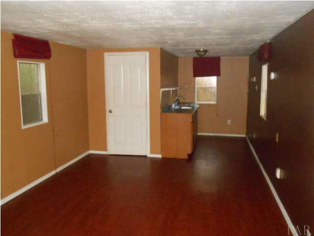 6837 Trail Ride South Milton, FL 32570 - Photo 5 of 18 Gallery Image 5