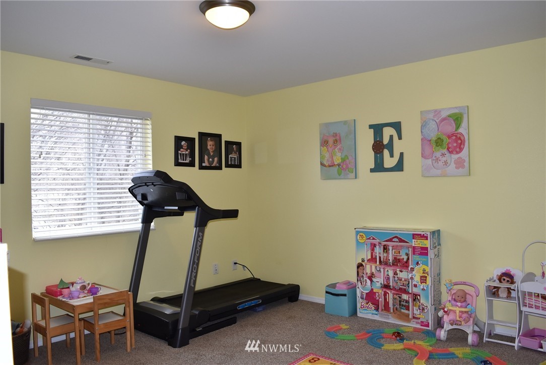 1901 Northwood Road Wenatchee, WA 98801 - Photo 11 of 13 Gallery Image 11