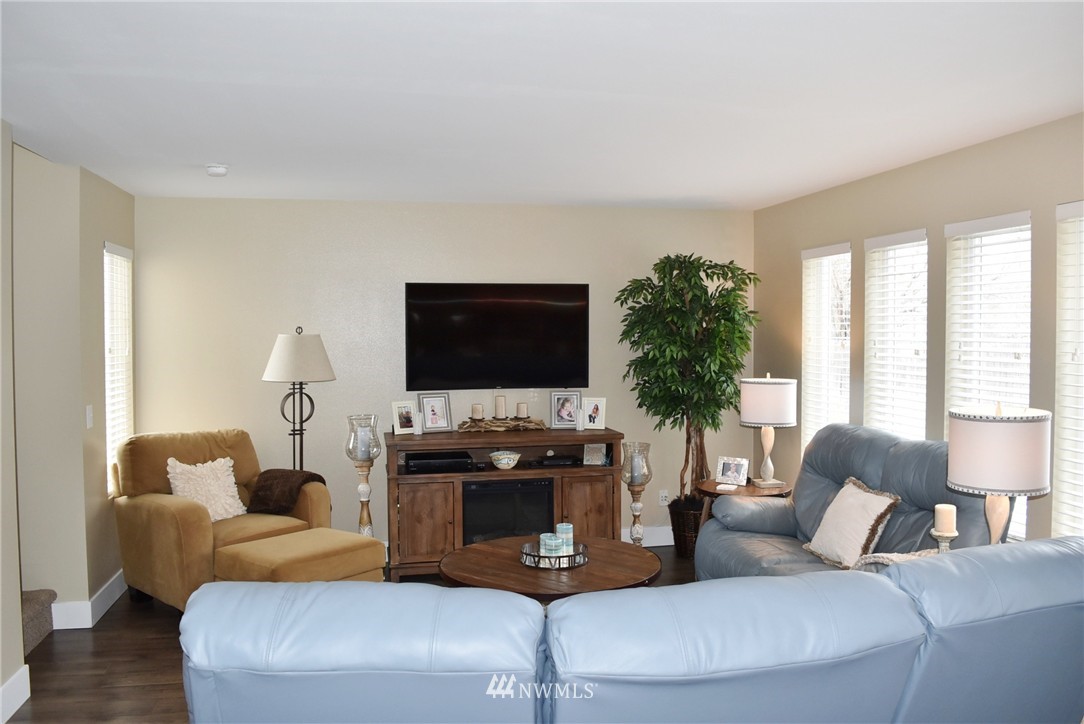 1901 Northwood Road Wenatchee, WA 98801 - Photo 5 of 13 Gallery Image 5