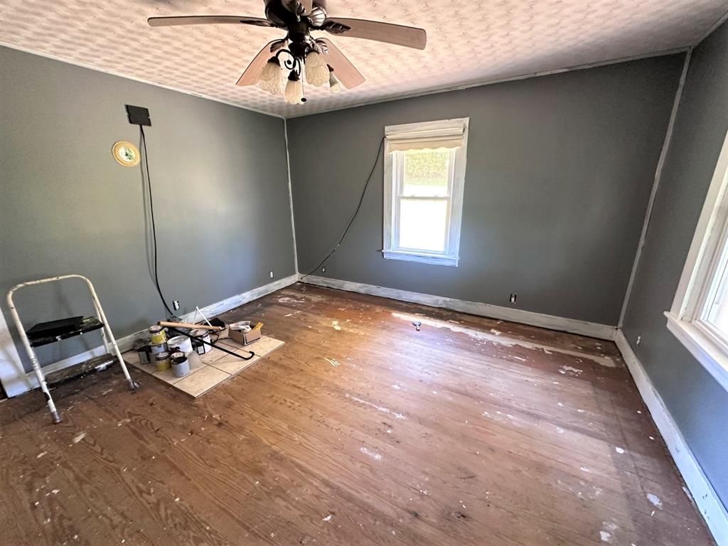 140 Baltimore Road Hillsville, VA 24343 - Photo 14 of 36 Gallery Image 14