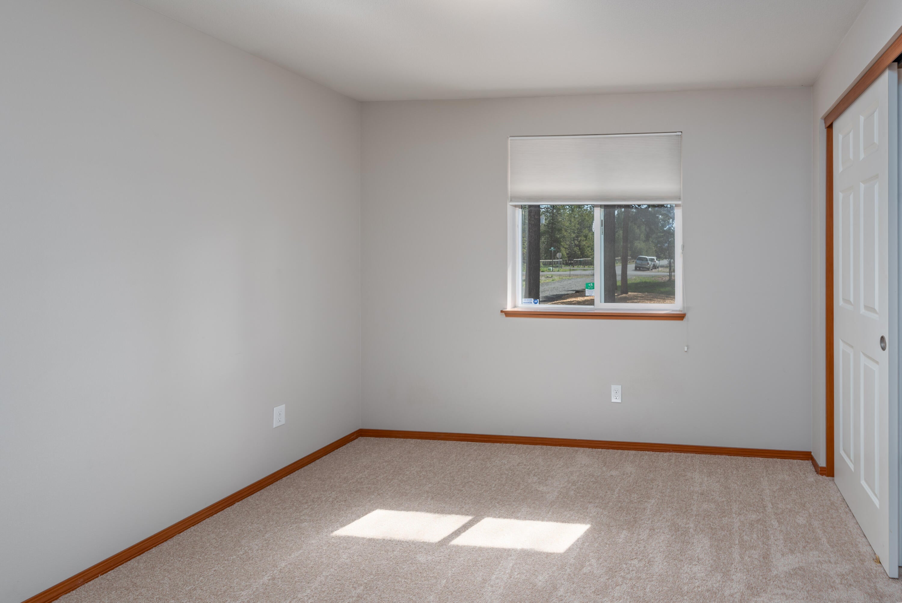56243 Marsh Hawk Road Bend, OR 97707 - Photo 8 of 34 Guest Bed #1
