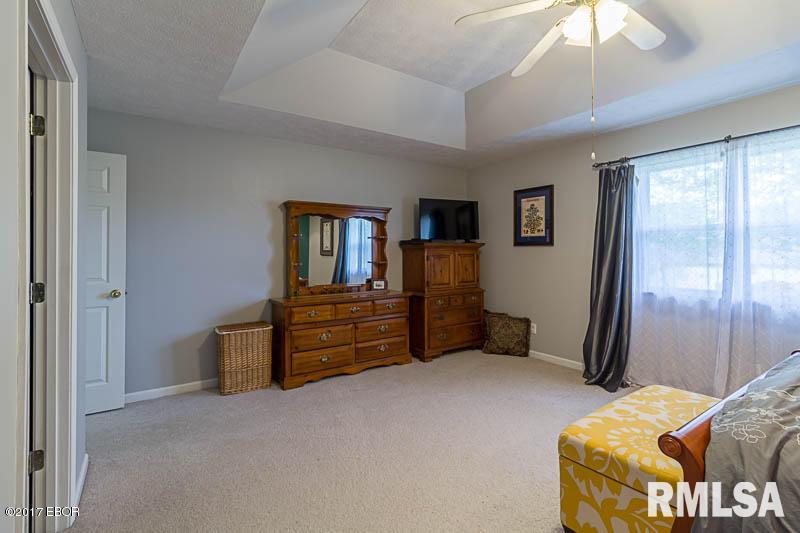 3029 Hickory Ridge Drive Herrin, IL 62948 - Photo 14 of 27 Gallery Image 14
