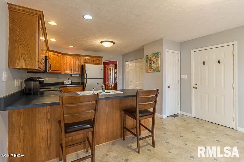 3029 Hickory Ridge Drive Herrin, IL 62948 - Photo 8 of 27 Gallery Image 8