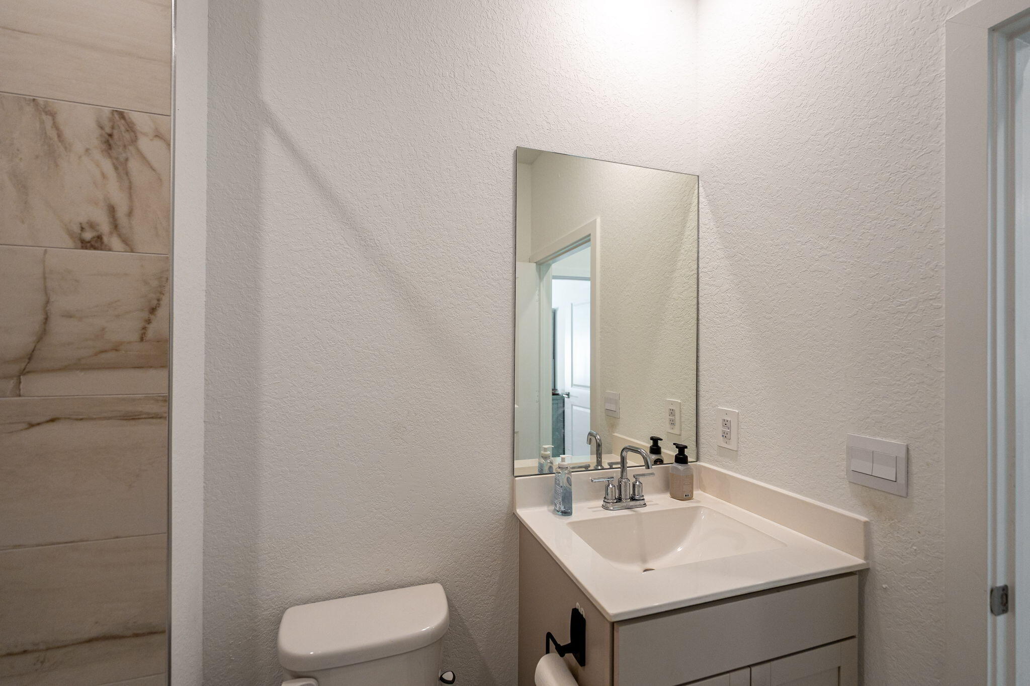 6016 Southeast Violet Lane Stuart, FL 34997 - Photo 16 of 33 1000025371