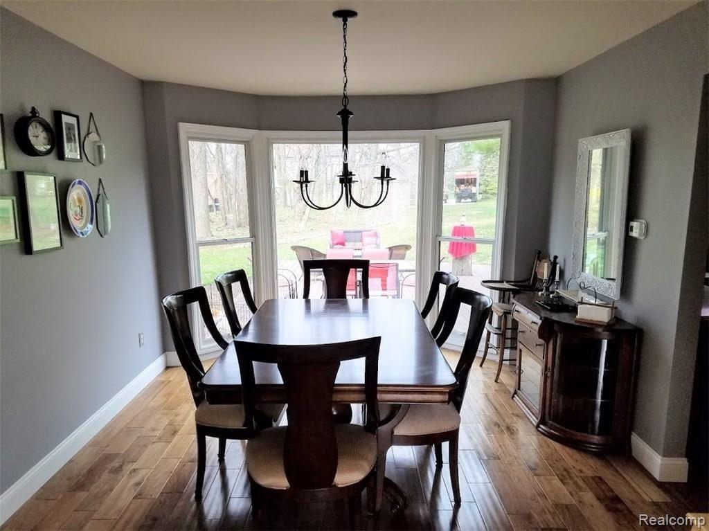 1821 Charm Court Rochester Hills, MI 48306 - Photo 9 of 22