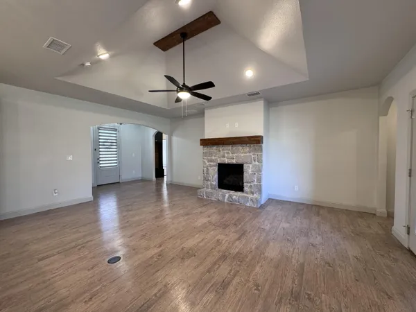 $2,400 | 2726 138th Street, Lubbock, TX 79423