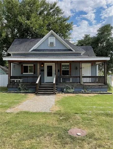 $105,000 | 337 West 1st Street, Cherryvale, KS 67335