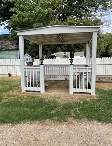 $105,000 | 337 West 1st Street, Cherryvale, KS 67335