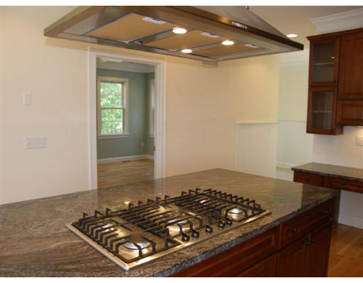 131 Tilden Road Scituate, MA 02066 - Photo 5 of 17 Gallery Image 5