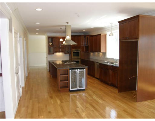 131 Tilden Road Scituate, MA 02066 - Photo 6 of 17 Gallery Image 6