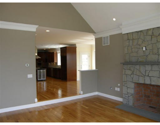 131 Tilden Road Scituate, MA 02066 - Photo 8 of 17 Gallery Image 8