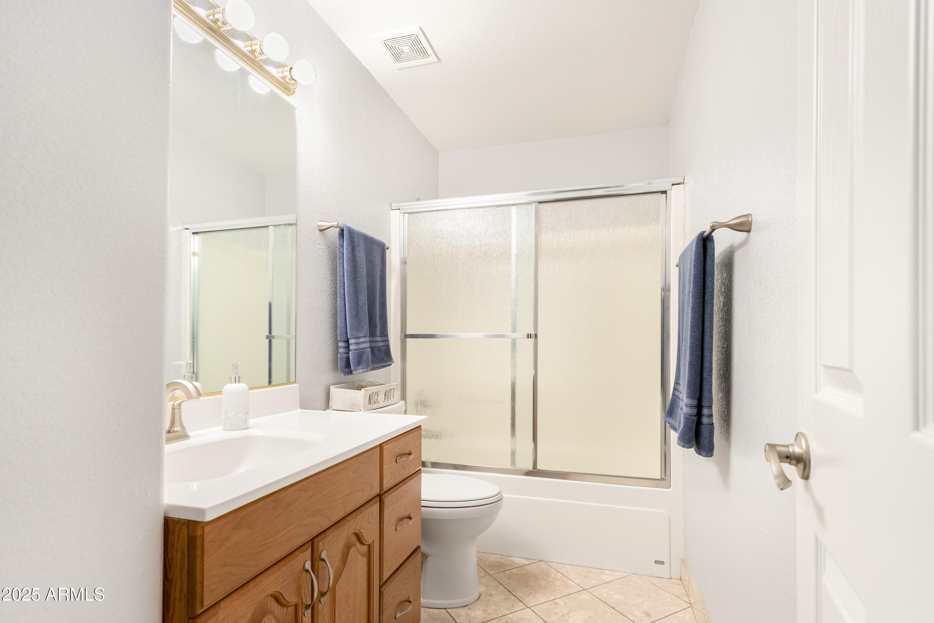 3363 East San Xavier Road Sierra Vista, AZ 85635 - Photo 22 of 56 Bathroom 3