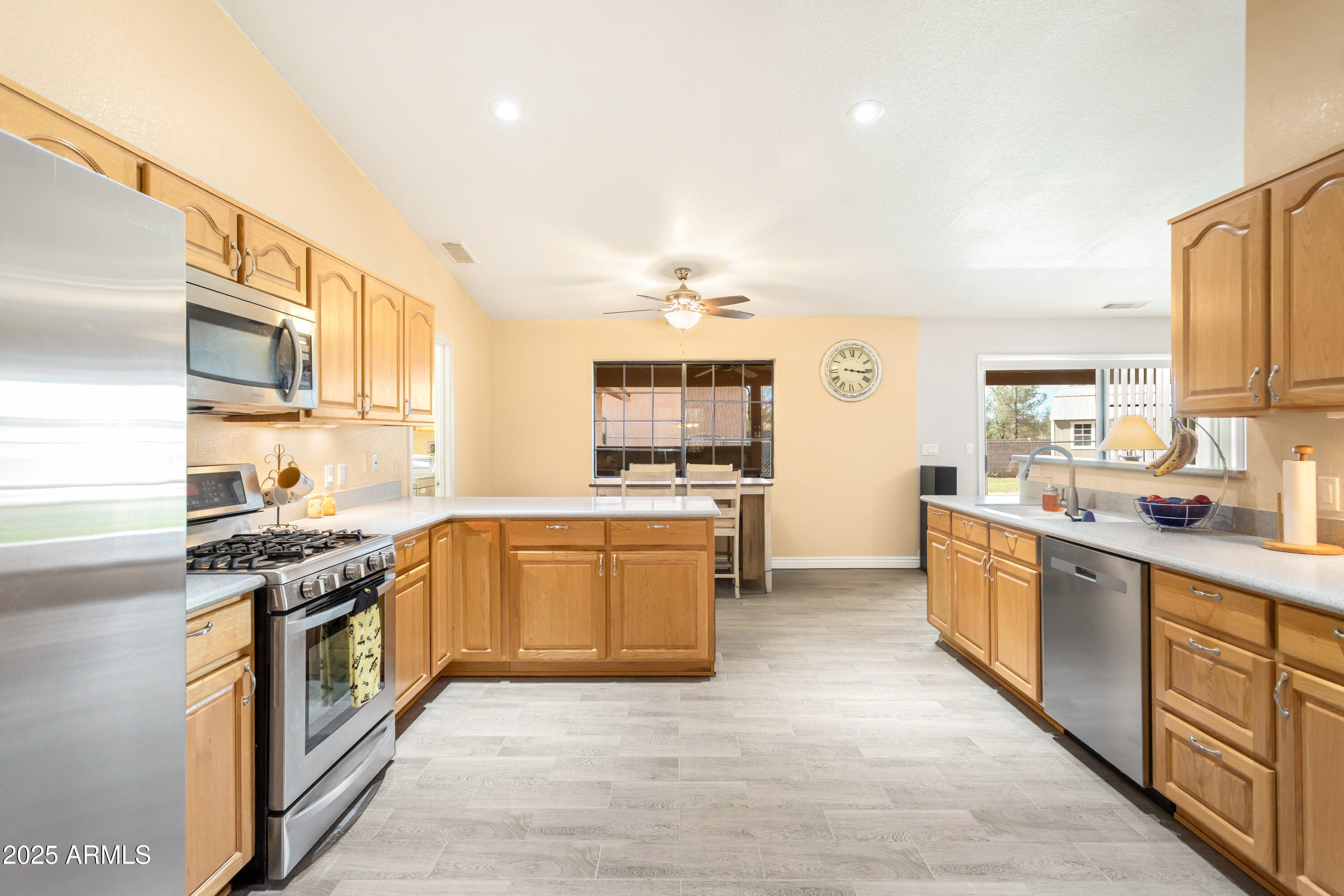 3363 East San Xavier Road Sierra Vista, AZ 85635 - Photo 33 of 56 Expansive Kitchen