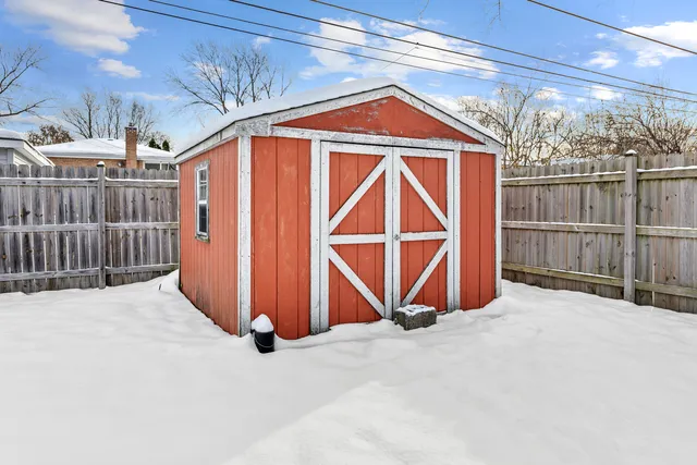 $200,000 | 14305 Kostner Avenue, Midlothian, IL 60445