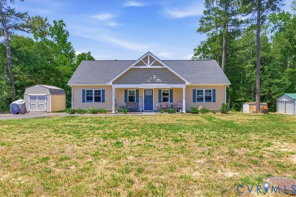 $289,990 | 621 Horseshoe Road, Jarratt, VA 23867