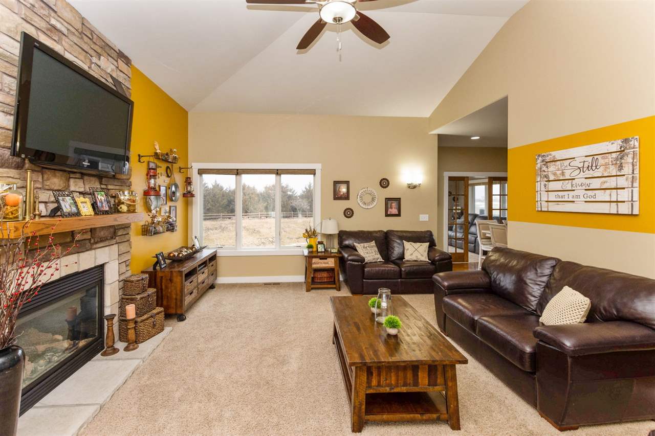 633 Deer Ridge Drive Atkins, IA 52206 - Photo 10 of 49 Gallery Image 10
