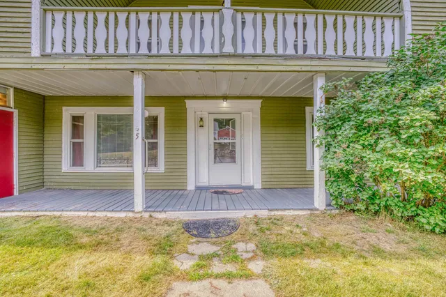 $350,000 | 407 Highway 3, Carroll, NH 03595