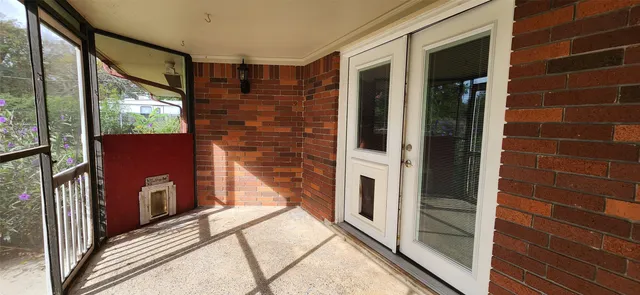 $3,200 | 616 Cannan Drive, Angleton, TX 77515