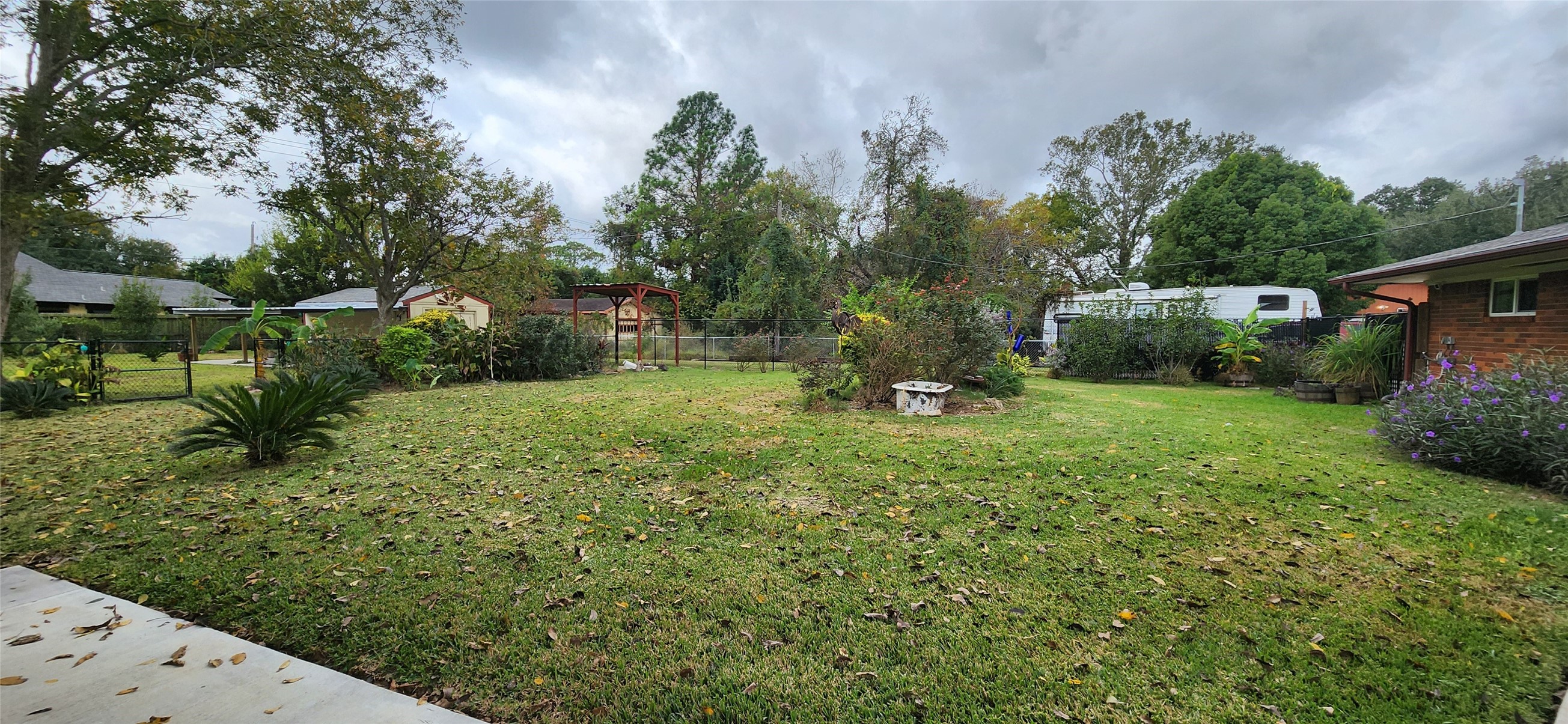 616 Cannan Drive Angleton, TX 77515 - Photo 42 of 44