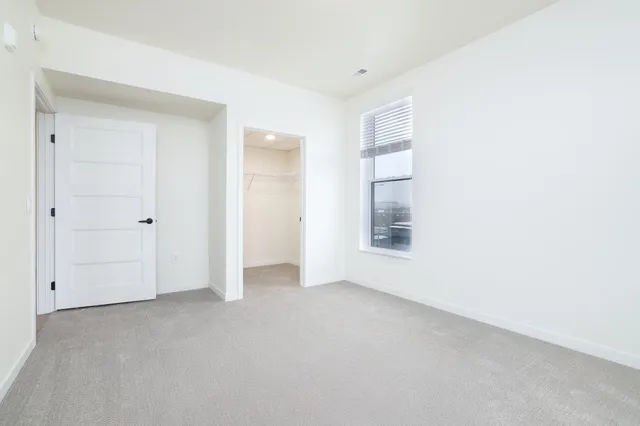 $2,000 | 28 7th Street Northeast, Unit FOUNDRY, Rochester, MN 55906