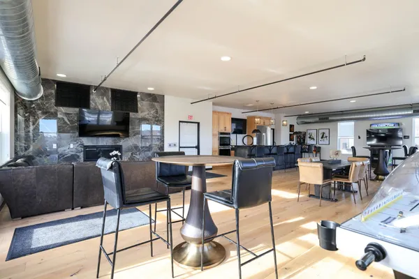 $2,000 | 28 7th Street Northeast, Unit FOUNDRY, Rochester, MN 55906