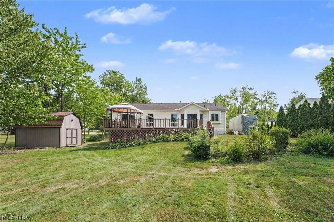 13874 Radcliffe Road Chardon, OH 44024 - Photo 7 of 28 Gallery Image 7