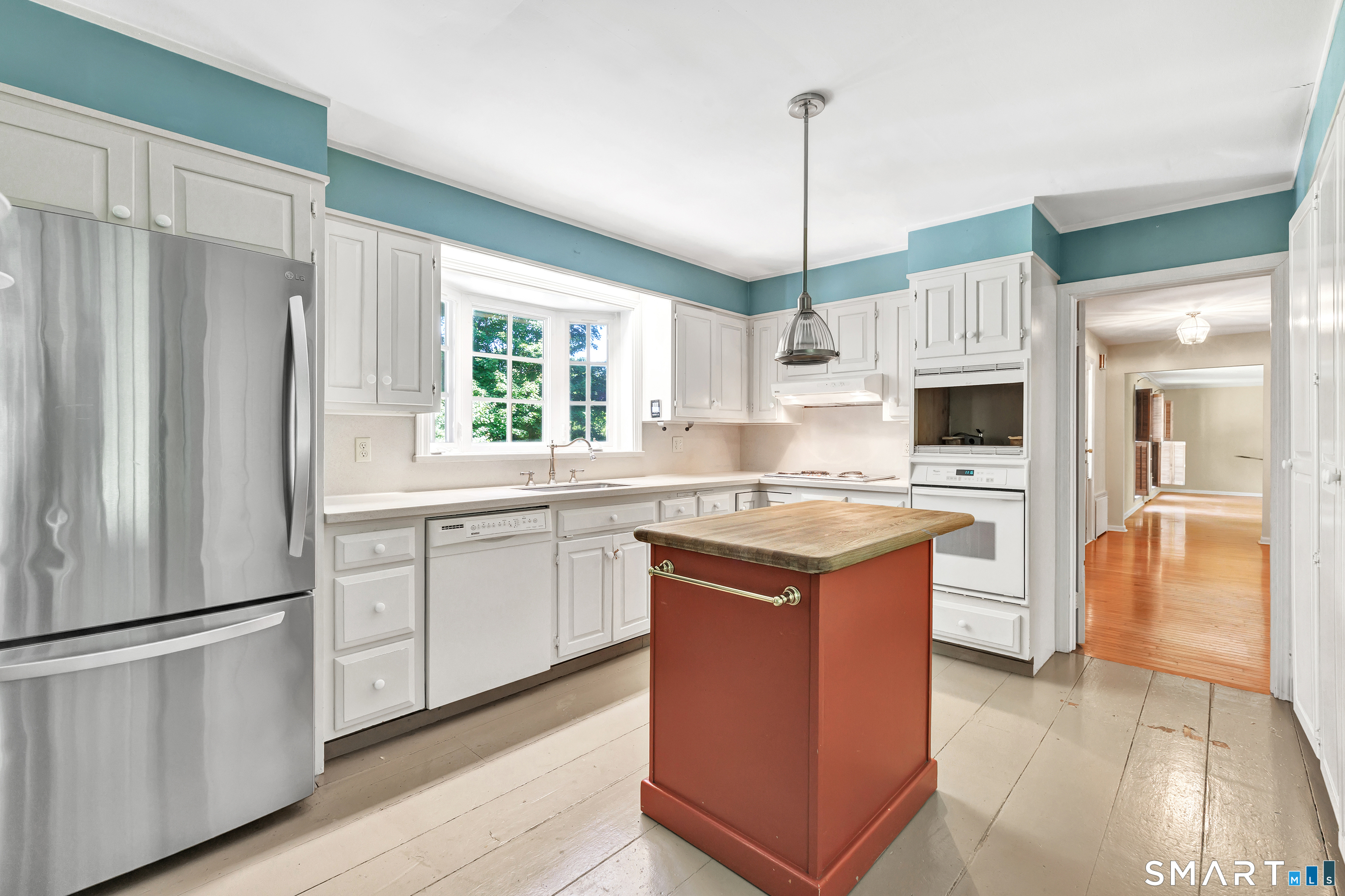 52 Mischa Hill Road Trumbull, CT 06611 - Photo 14 of 40