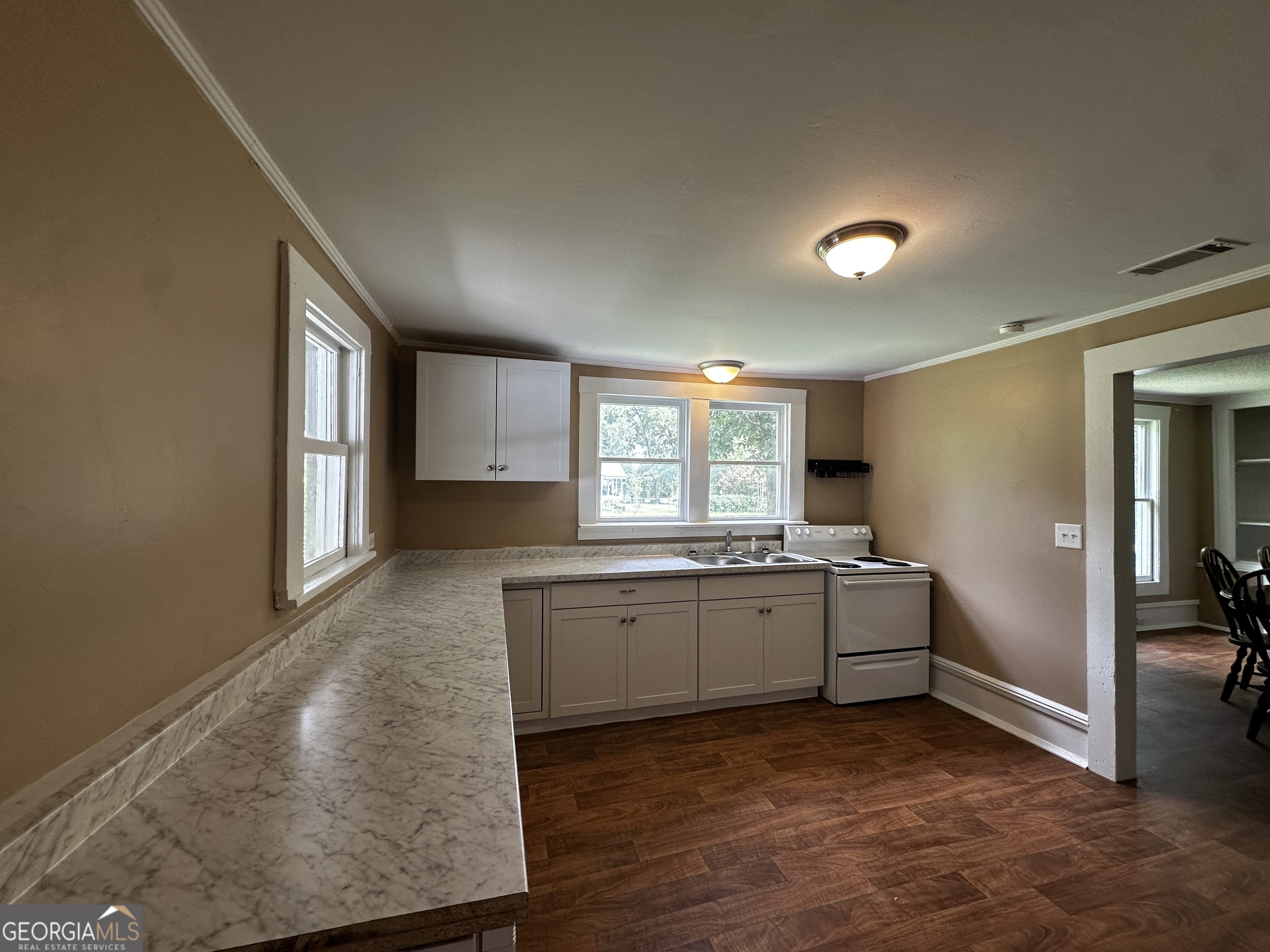 122 Hopkins Street Waycross, GA 31501 - Photo 18 of 31