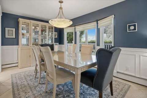 $974,999 | 8 Griggs Drive, Greenlawn, NY 11740